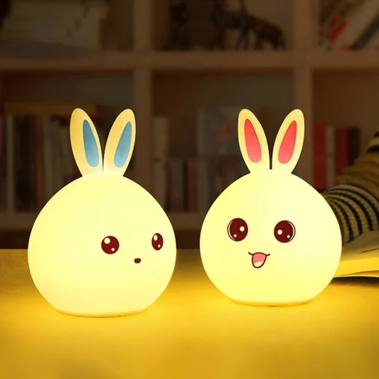 Patted wiederaufladbare LED-Kaninchen-Silikonlampe mit Farbwechsel